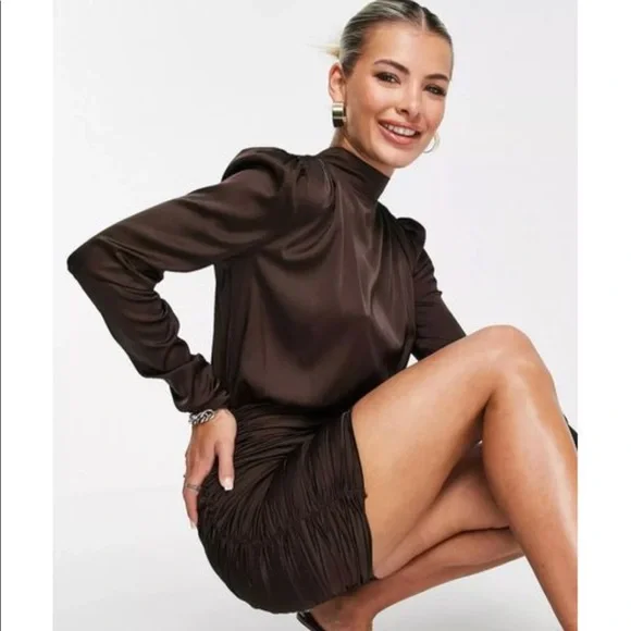 asos chocolate brown dress Rent ASOS DESIGN Long Sleeve Midi Dress With Cup Detail In Chocolate